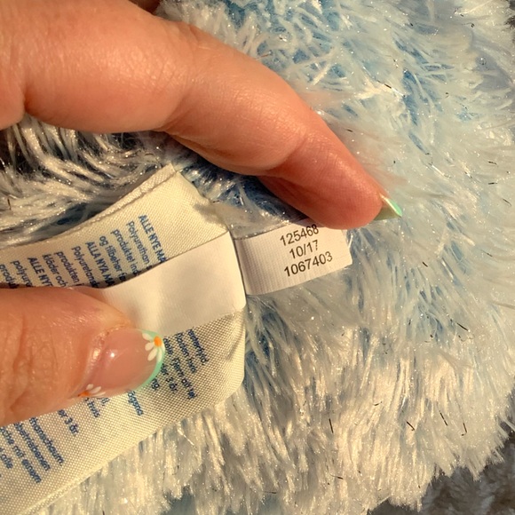 Build A Bear Workshop Elsa Blue Sparkle Bear from Olafs Frozen Adventures - Picture 5 of 10